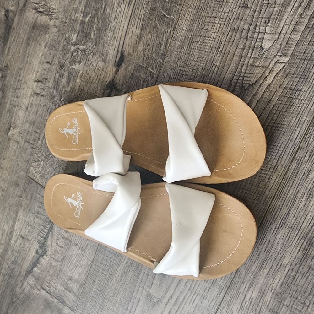 Corkys Women's Cream Twist Sandals Size 9 Excellent Condition - Picture 2 of 5